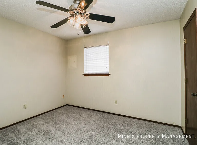 500 4th Ave #15 — Photo 20