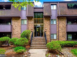 2332 Old Stone Mill Dr, Cranbury, NJ 08512