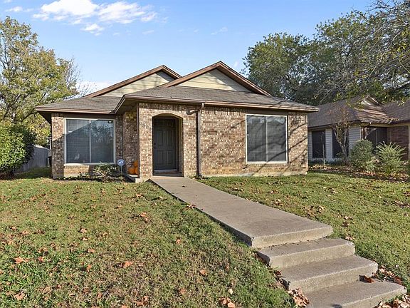 2nd image of 7300 Blackthorn Dr