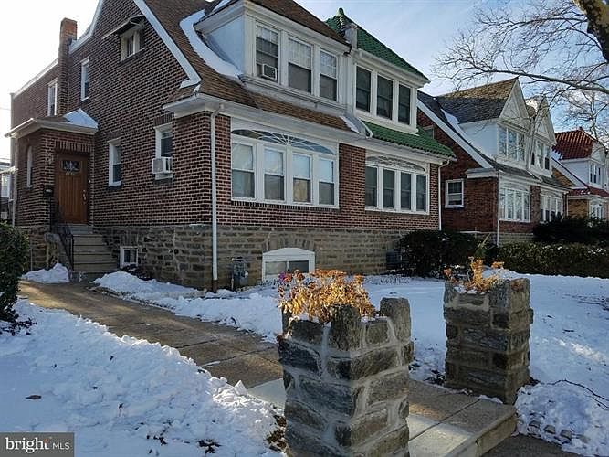 2nd image of 1820 Chelsea Rd