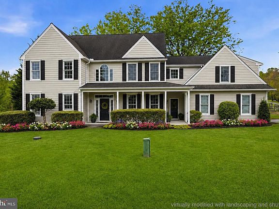 3rd image of 1623 Saint Peters Way