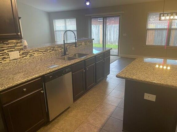 4th image of 4426 Mirada Way