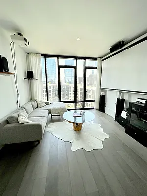 Rented by Brick&Mortar | media 17