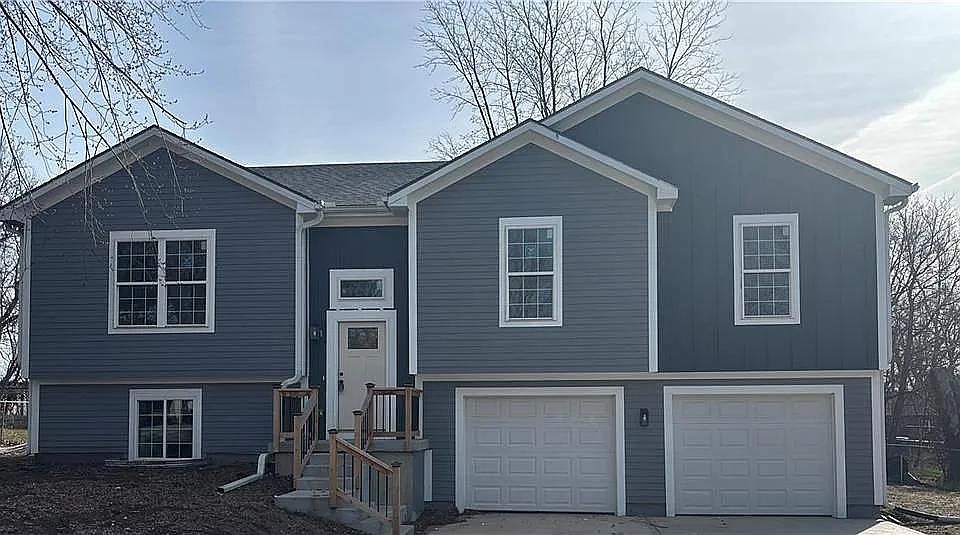 1st image of 805 Thieme St