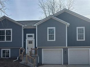 805 Thieme St, Grain Valley, MO 64029
