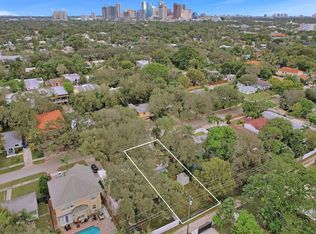 820 SW 16th Ct, Fort Lauderdale, FL 33316