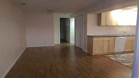 12 Lark St #1A — Photo 2
