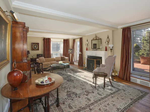 2 Beekman Place 15/16C image 3 of 17