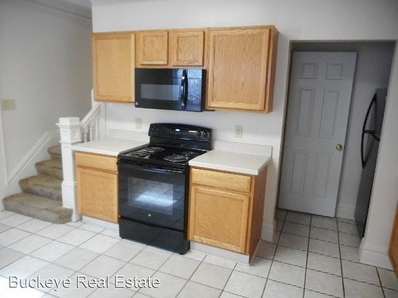 3rd image of 274 E 13th Ave