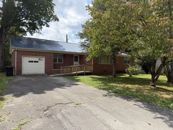 603 Circle Dr, Tullahoma, TN 37388