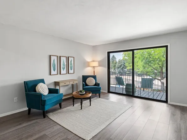4120 Parklawn Ave APT 132, Edina, MN 55435