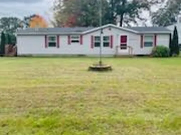9055 Baseline Rd E, Hesperia, MI 49421