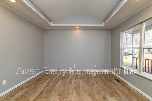 5601 Ludbury Ln Photo 1