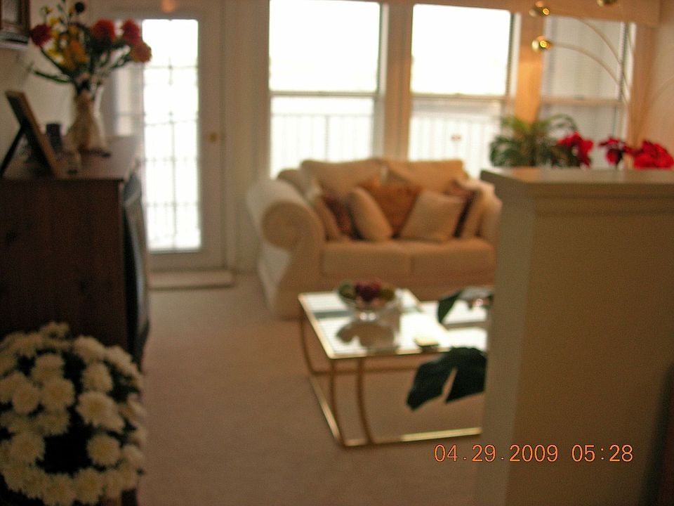 Greatroom door to balcony