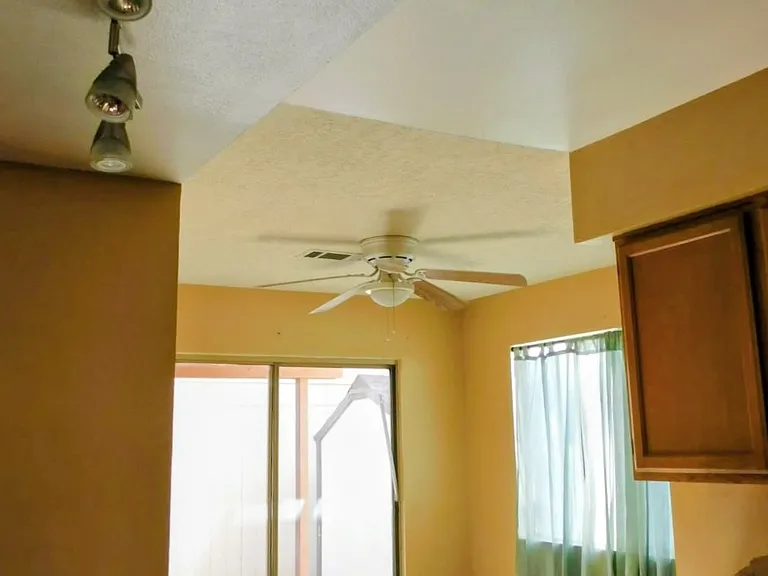1655 Greenview Way NE — Photo 14