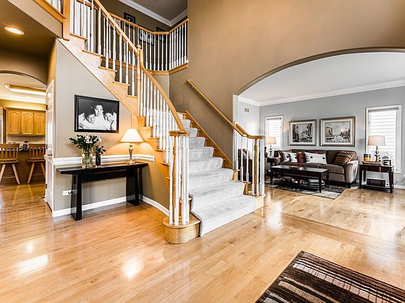3rd image of 2223 Hillsboro Ln