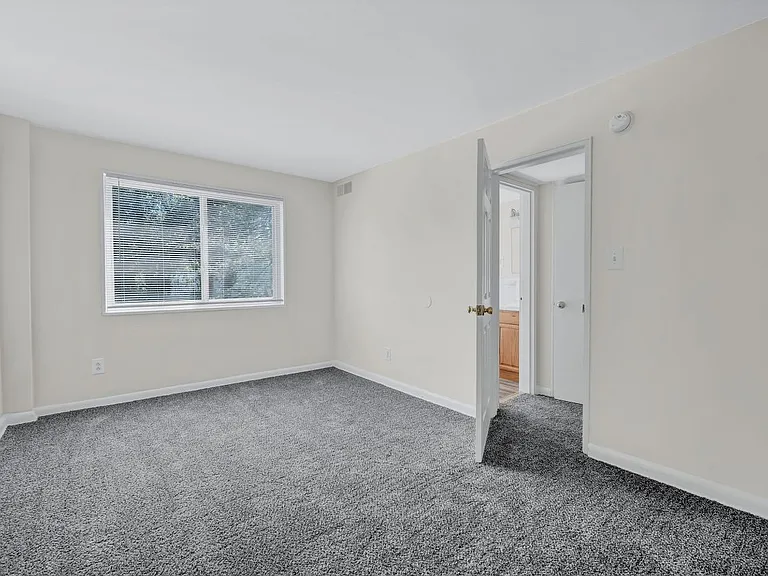 Highland Ridge — Photo 21