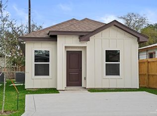 816 N Martinez Ave, Weslaco, TX 78596
