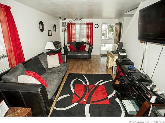 Tenant side: All oak floors...