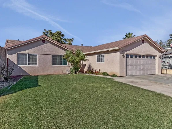 1332 E B St, Los Banos, CA 93635