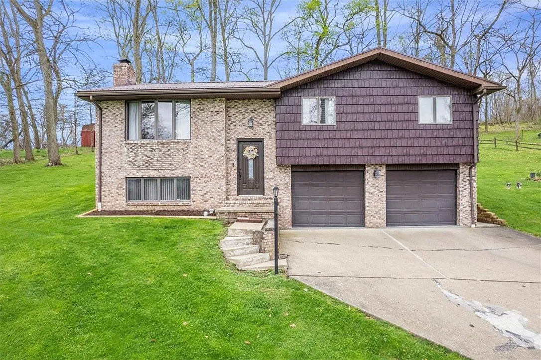 121 Vance Dr photo 1