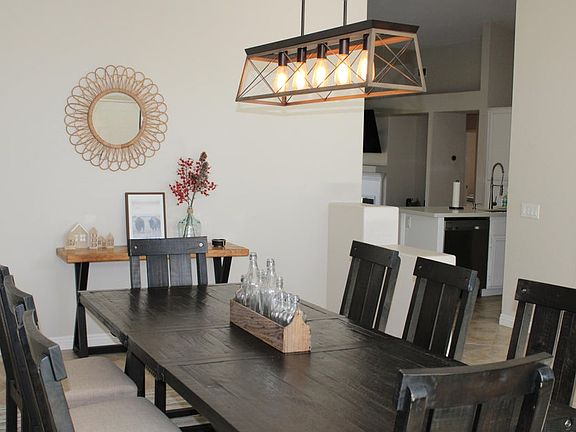 3rd image of 45395 Deerbrook Cir