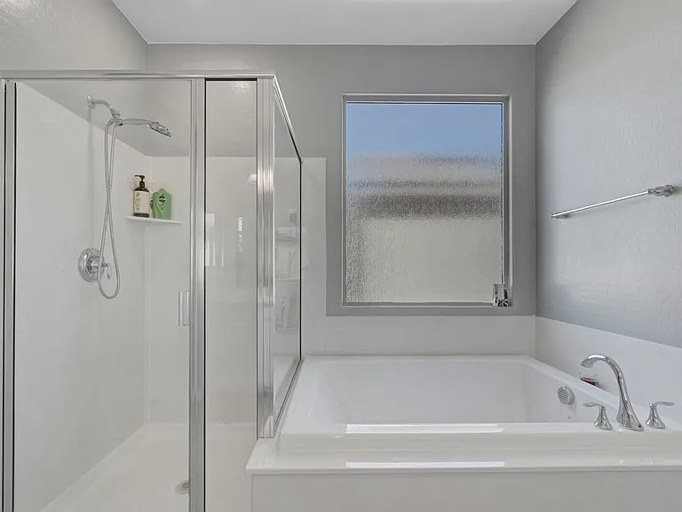 12321 Silvana St — Photo 27