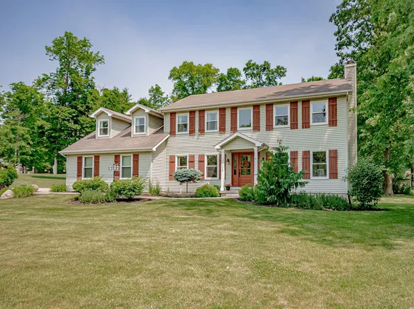 5170 N Virginia Trl, Columbia City, IN 46725