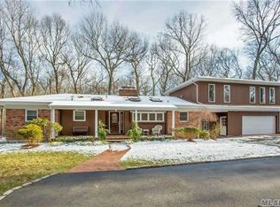 207A Cuba Hill Rd, Huntington, NY 11743