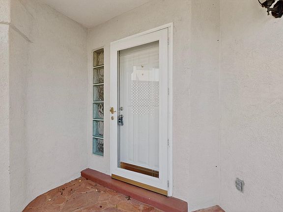 4th image of 4424 Rancho Centro NW
