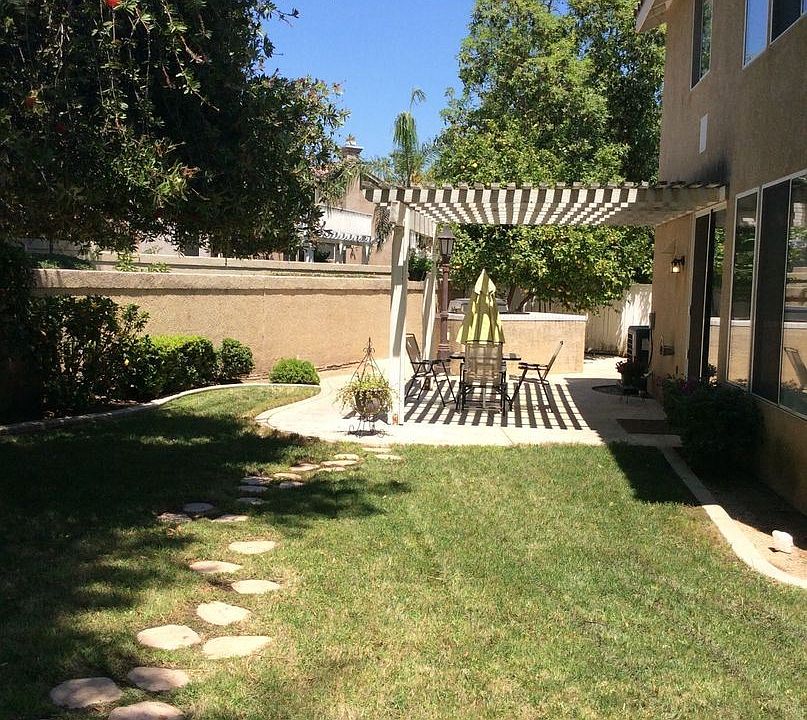 2nd image of 935 Mesa Alta Cir