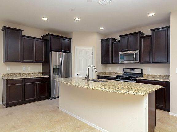 5th image of 25924 W Tonto Ln