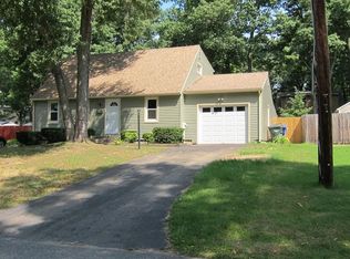 138 Endicott St, Springfield, MA 01118