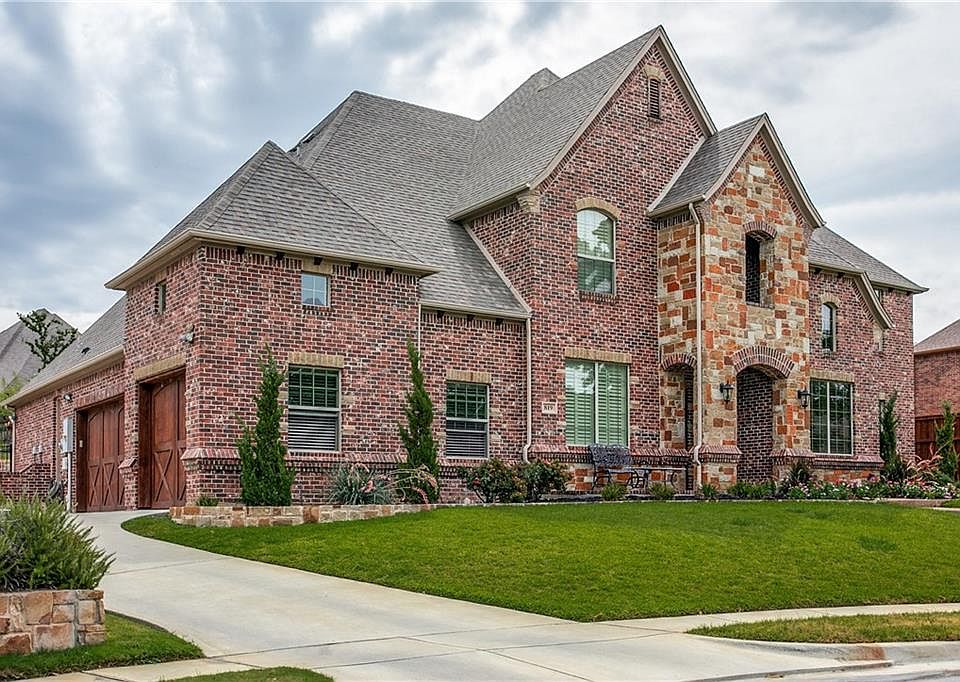 1st image of 819 Cross Timbers Dr