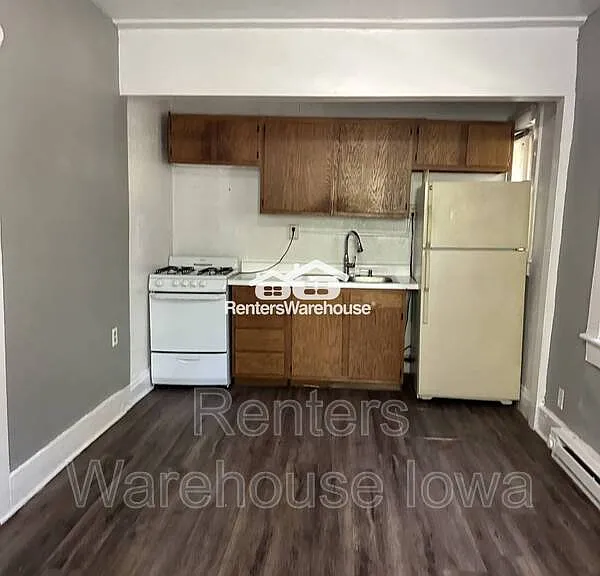732 19th St #2 — Photo 3