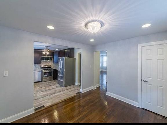 4th image of 9219 S Wentworth Ave