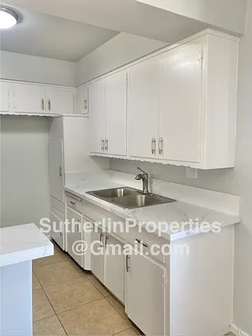 126 N Electric Ave #L — Photo 8