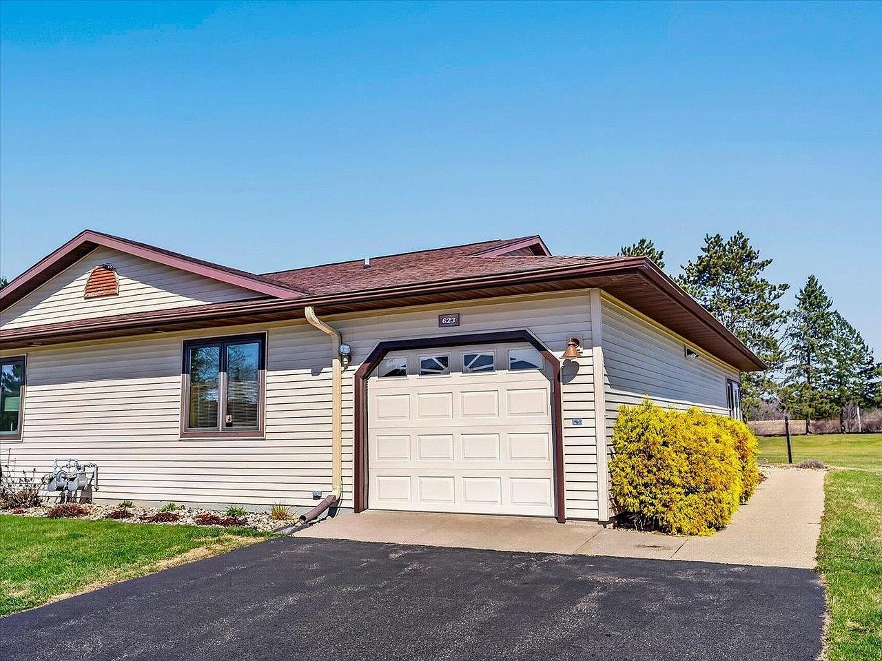 623 Saddle Ridge