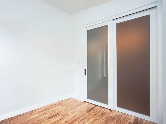 4th image of 472 E 138th St #3A
