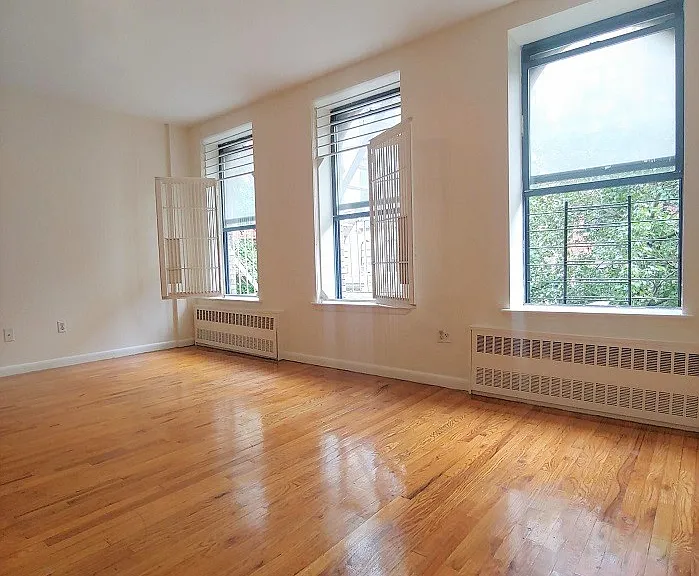 112 W 113th St #2A — Photo 1