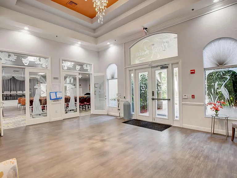 6077 Lake Hibiscus Dr — Photo 47