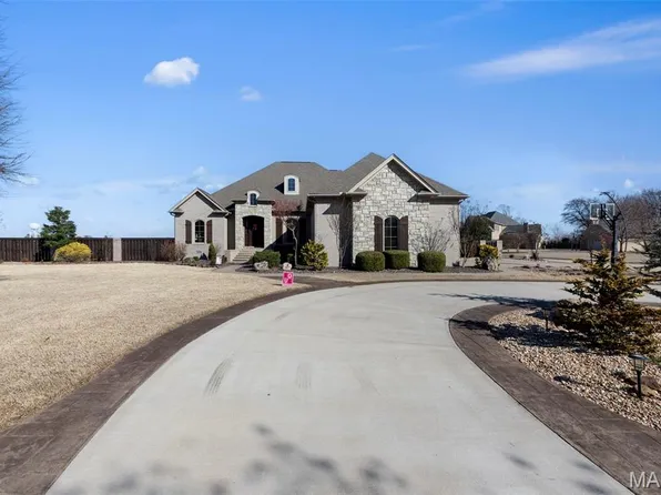 1002 Laurelwood Dr, Kennett, MO 63857