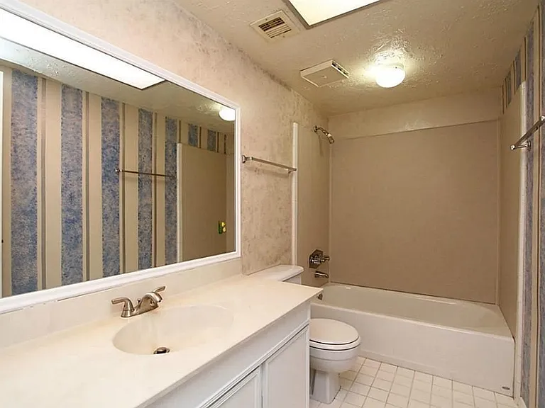 24123 Bassett Hall Ln — Photo 18
