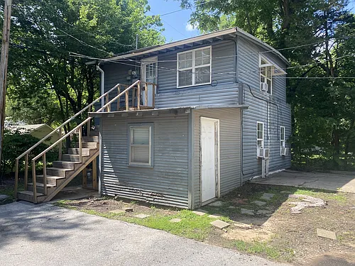 474 Elm Ave #4 Photo 1