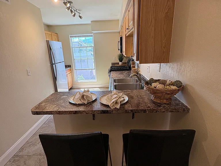 3485 Rebecca Ln #G — Photo 6