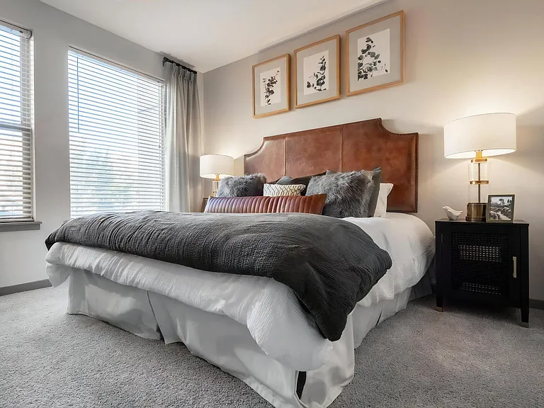 Oversized Bedroom with King-Size Bed and Expansive Windows