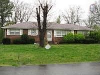 1st image of 412 Eastland Ave