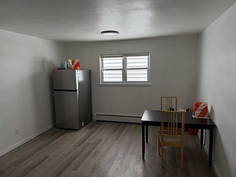 66 Cottage St #3 — Photo 4