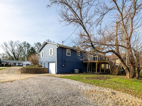 4th image of 1419 E Elliston Dr