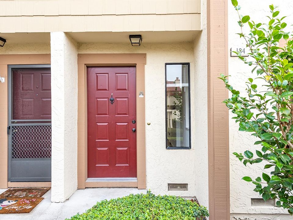 1st image of 134 Park Place Dr